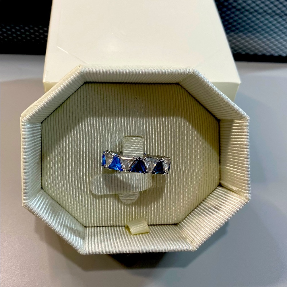 Swarovski Millenia Eternity Band NWT & Receipt